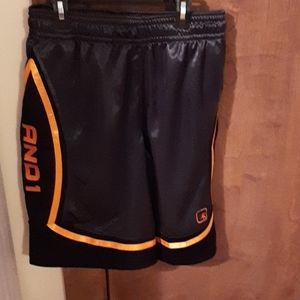 Men's never been worn And1 men's athletic shorts